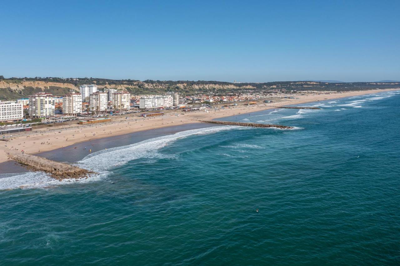 Costa Beach Apartment By The Portuguese Butler Costa da Caparica Exterior photo