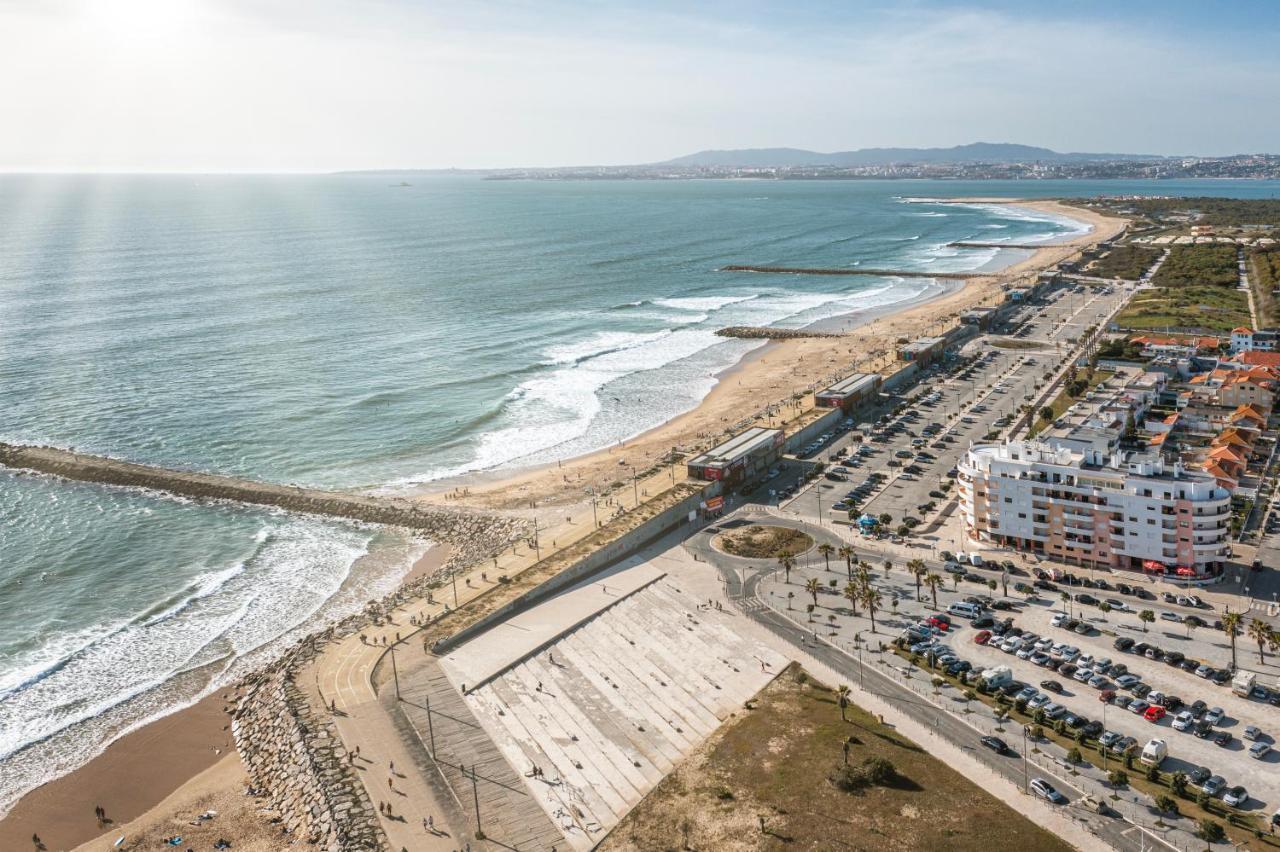 Costa Beach Apartment By The Portuguese Butler Costa da Caparica Exterior photo